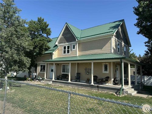 209 S 7th Ave, Forsyth, MT, 59327-7751 | Card Image