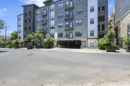 apt-100-2502 Leon St, Austin, TX, 78705-4492 | Card Image