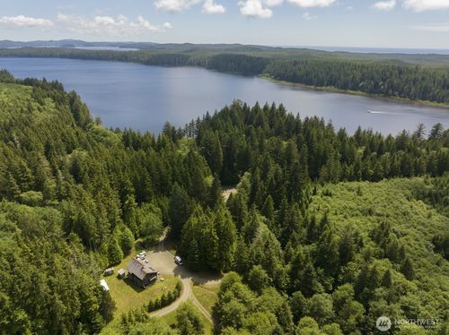20860 Hoko Ozette Rd, Clallam Bay, WA, 98326-9720 | Card Image