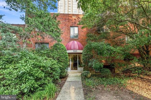 204-z-1565 N Colonial Ter, ARLINGTON, VA, 22209-1425 | Card Image