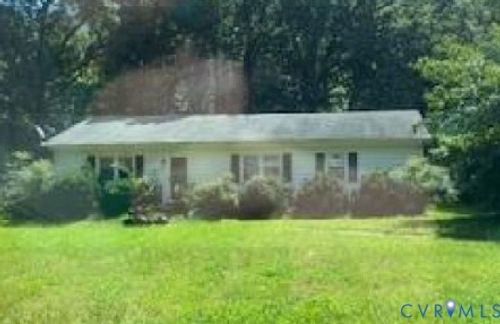 2512 Mountain View Rd, Powhatan, VA, 23139-5913 | Card Image