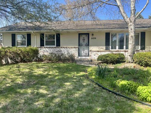 5026 Piccadilly Dr, Madison, WI, 53714-2014 | Card Image