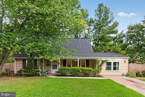 12316 Melling Ln, BOWIE, MD, 20715-2953 | Card Image