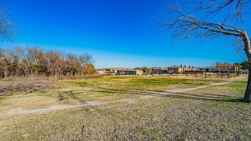 1725 S Las Vegas Trl, White Settlement, TX, 76108 | Card Image