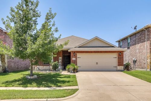 9004 Cloudveil Dr, Arlington, TX, 76002-4652 | Card Image