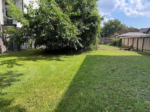 2213 Berry Street, Houston, TX, 77004 | Card Image