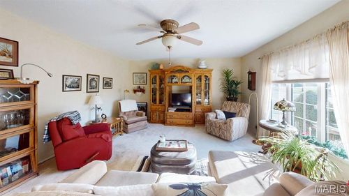 1509 Killarney Dr, Greenville, IL, 62246-1375 | Card Image