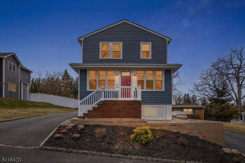 69 S Mountain Ave, Cedar Grove, NJ, 07009-2118 | Card Image