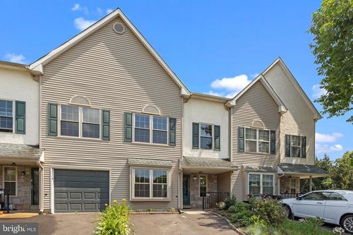 723 Dell Ct, SOUTHAMPTON, PA, 18966-6003 | Card Image