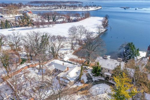 50 Shore Rd, Pelham, NY, 10803-3612 | Card Image