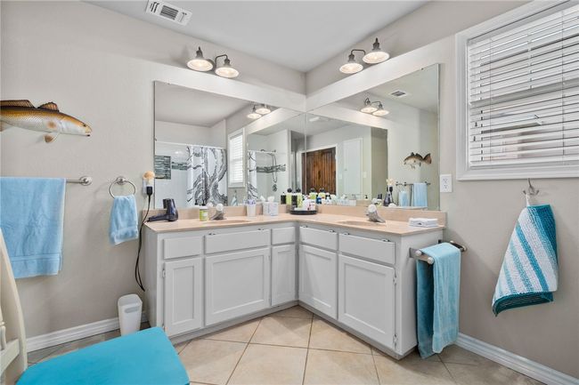 213 Port Saint Claire, House other with 3 bedrooms, 3 bathrooms and null parking in City by the Sea TX | Image 18