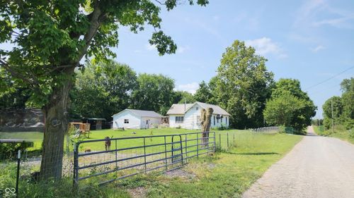 3054 S Cates Rd, Kingman, IN, 47952-8143 | Card Image