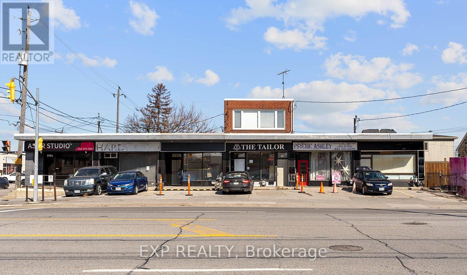 Commercial Lease in Toronto (Alderwood) 3