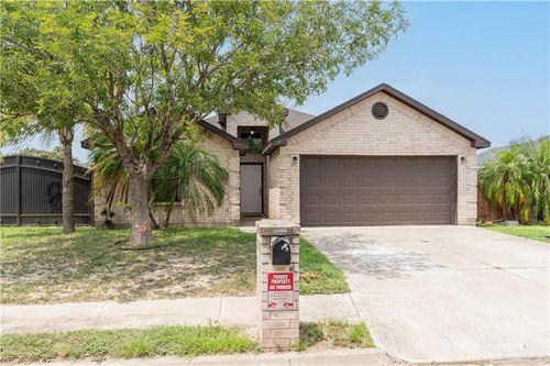 725 Carmen St, San Juan, TX, 78589-4694 | Card Image
