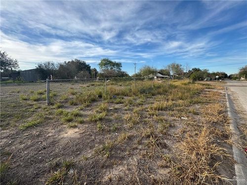 LT 1 S Gardner St, Falfurrias, TX, 78355 | Card Image