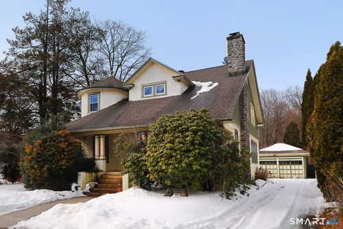 207 Westfield Ave, Ansonia, CT, 06401-1124 | Card Image