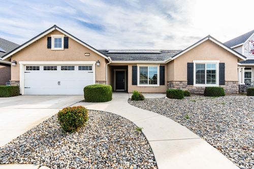 2451 Hermosa Ave, Clovis, CA, 93619-8597 | Card Image