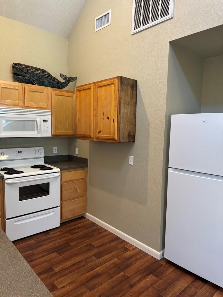Residential Lease in Rockport 4