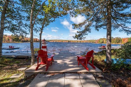 106 Loon Drive Drive, Vaughan, NS, B0N2T0 | Card Image