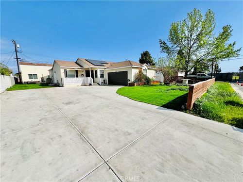 2734 Grove St, La Verne, CA, 91750-4649 | Card Image