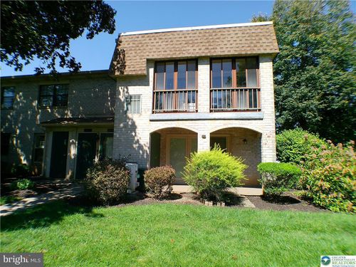 2946 Aronimink Pl, Macungie, PA, 18062-1405 | Card Image