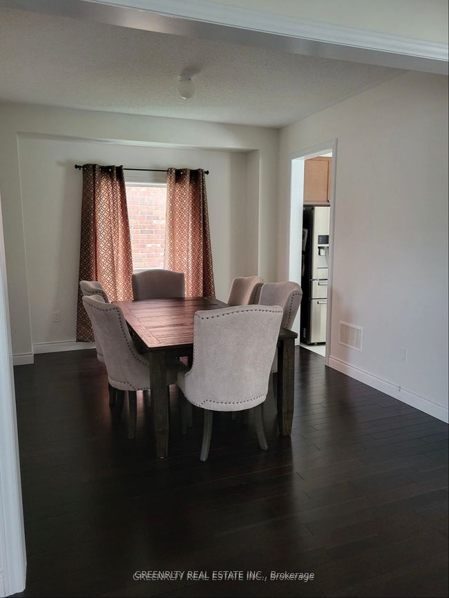 UPPER - 714 Halbert Dr, House other with 4 bedrooms, 3 bathrooms and 1 parking in Shelburne ON | Image 6