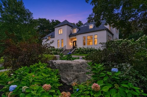 7 Schoolmaster Ln, Dedham, MA, 02026-5505 | Card Image