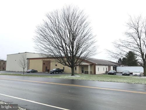 1140 Enterprise Rd, EAST PETERSBURG, PA, 17520-1604 | Card Image