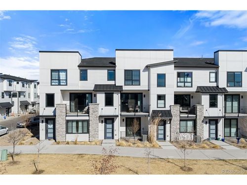 unit-2-2074 S Holly St, Denver, CO, 80222-4883 | Card Image