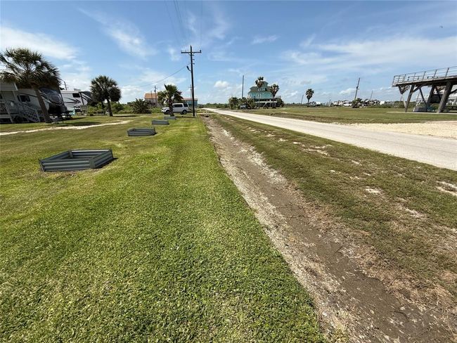 1283 N Monkhouse Dr, Home with 0 bedrooms, 0 bathrooms and null parking in Crystal Beach TX | Image 19