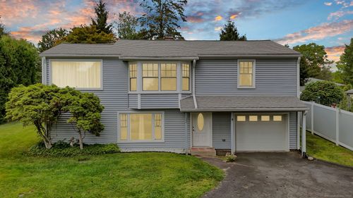 32 Candlewood Acres Rd, Brookfield, CT, 06804-1629 | Card Image