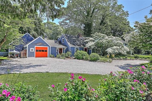 44 Washington Rd, Barrington, RI, 02806-1131 | Card Image