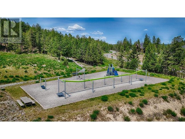 1910 Pineridge Dr, House other with 5 bedrooms, 3 bathrooms and 23 parking in Invermere BC | Image 57