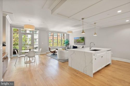 415-6900 Fleetwood Rd, MCLEAN, VA, 22101 | Card Image