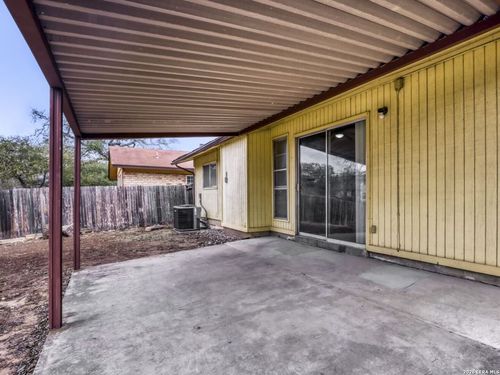 9714 Bay Vw, San Antonio, TX, 78239-2304 | Card Image