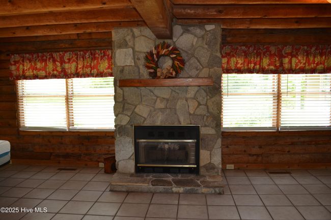 4040 N Nc 903 Hwy, House other with 4 bedrooms, 6 bathrooms and 3 parking in Albertson NC | Image 41