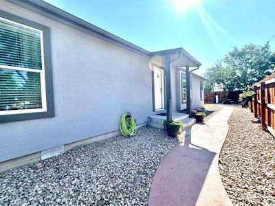 320 N Grand Avenue, House other with 3 bedrooms, 2 bathrooms and null parking in Montrose CO | Image 3