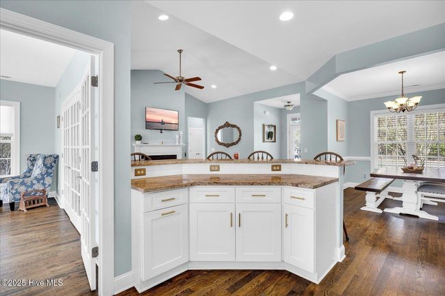 916 Sloop Point Loop Rd, House other with 4 bedrooms, 3 bathrooms and 2 parking in Hampstead NC | Image 25