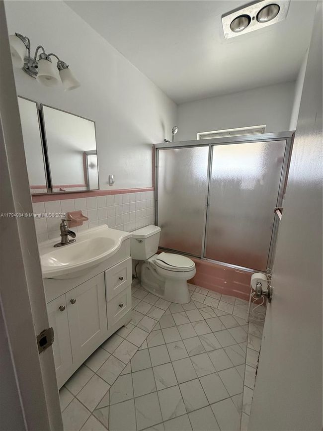APT-12 - 3800 Ne 21 St Ave, Home with 1 bedrooms, 1 bathrooms and null parking in Lighthouse Point FL | Image 11