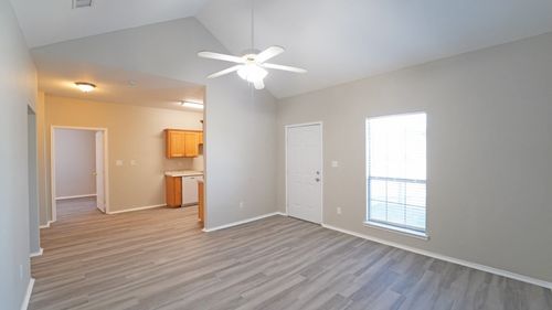 112 Collett Ct, Weatherford, TX, 76088-8292 | Card Image