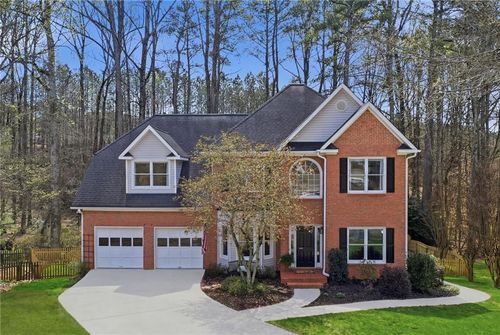 60 Gilbert Cir, Suwanee, GA, 30024-3709 | Card Image
