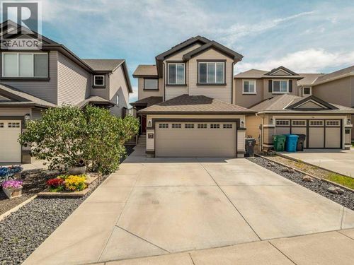 386 Moonlight Way W, Lethbridge, AB, T1J5K1 | Card Image