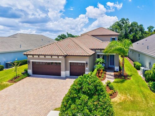 11909 Hunters Creek Rd, VENICE, FL, 34293-2386 | Card Image