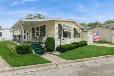 1107 Candida Road, House other with 2 bedrooms, 2 bathrooms and 3 parking in Elgin IL | Image 2