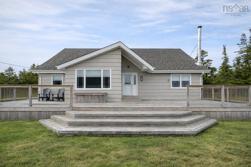 19 Long Point Rd, Clarks Harbour, NS, B0W1P0 | Card Image