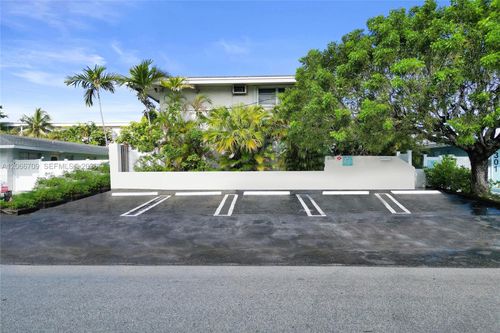 305 Se 12th Avenue, Pompano Beach, FL, 33060 | Card Image