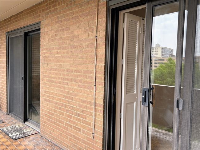Sliding doors to both bedrooms! | Image 18