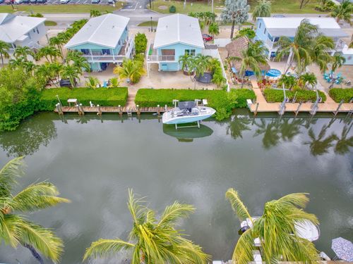 331 Sombrero Beach Rd, Marathon, FL, 33050-3902 | Card Image