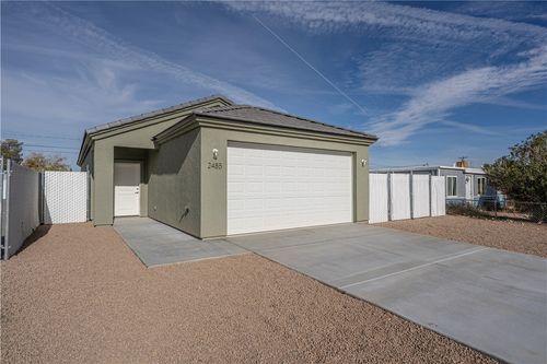 2485 E Devlin Ave, Kingman, AZ, 86409-1913 | Card Image