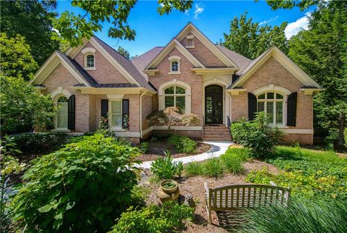 7090 Laurel Oak Dr, Suwanee, GA, 30024-5339 | Card Image